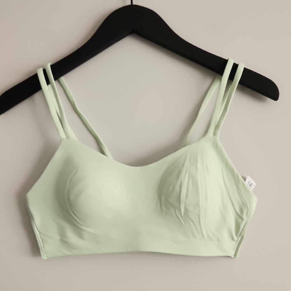 Lululemon NWT Like a Cloud Bra size 8 for B/C cup